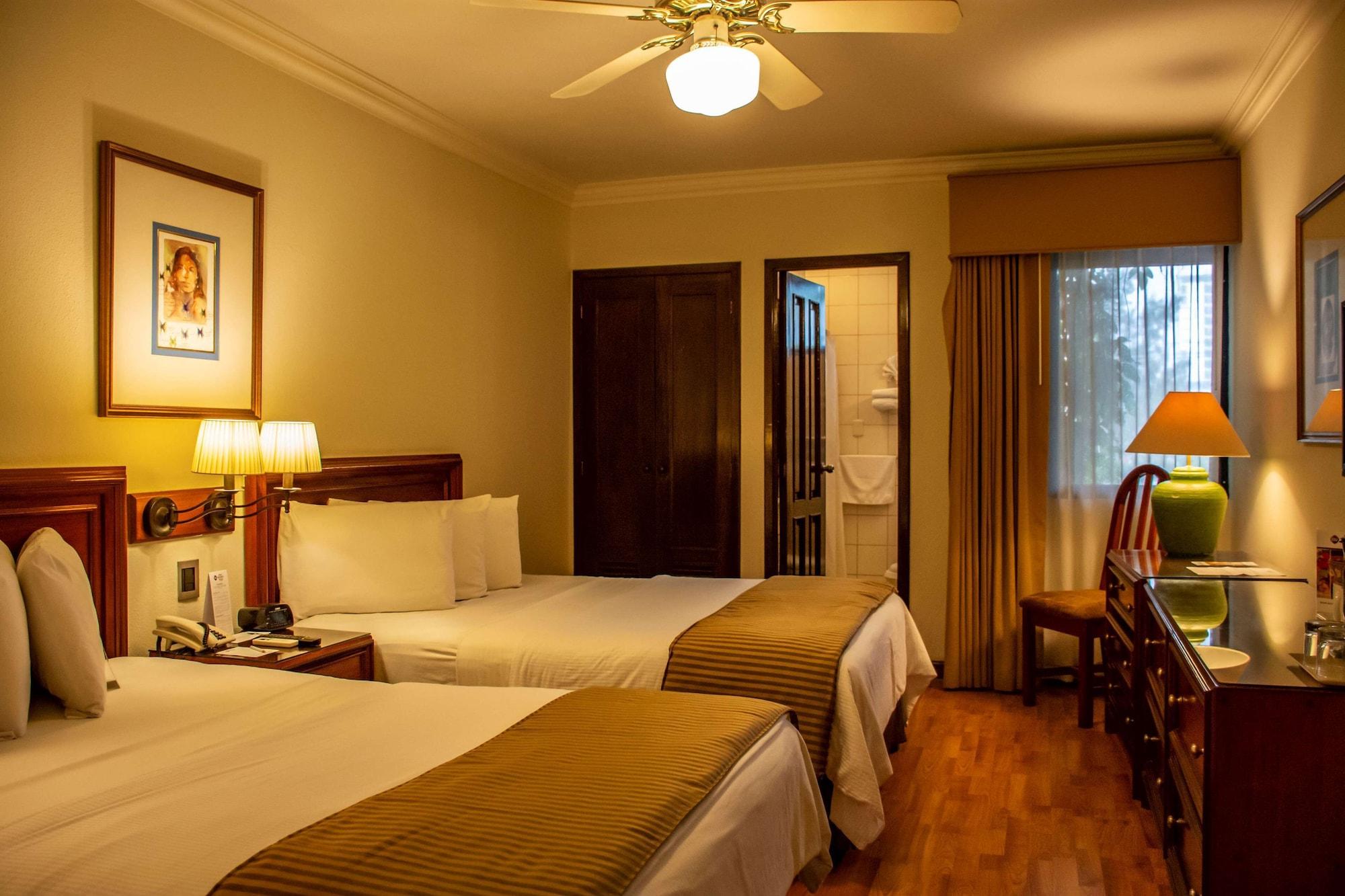 Best Western Plus Hotel Stofella Guatemala-Stad Buitenkant foto